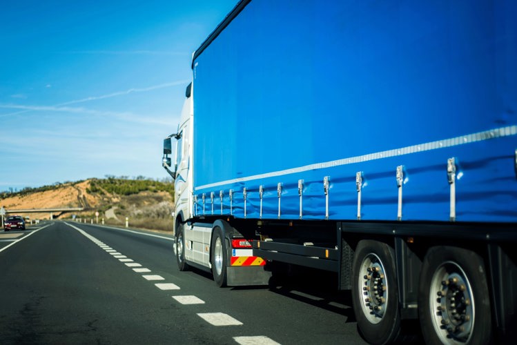 Saugnapf mit Büroklammer Truck Accessoires